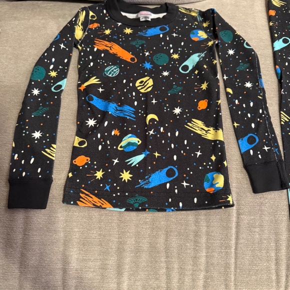 Space jammies - Picture 3 of 4
